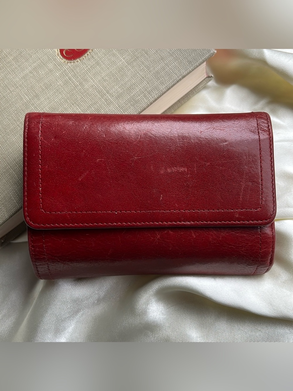 Monsac Vintage Women’s Burgundy Red Leather Trifold Small Wallet